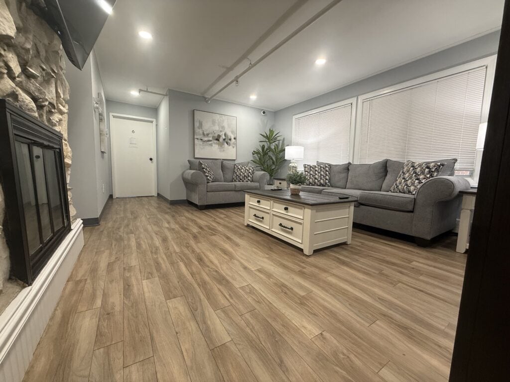 Living room at maplewood treatment solutions in New Jersey